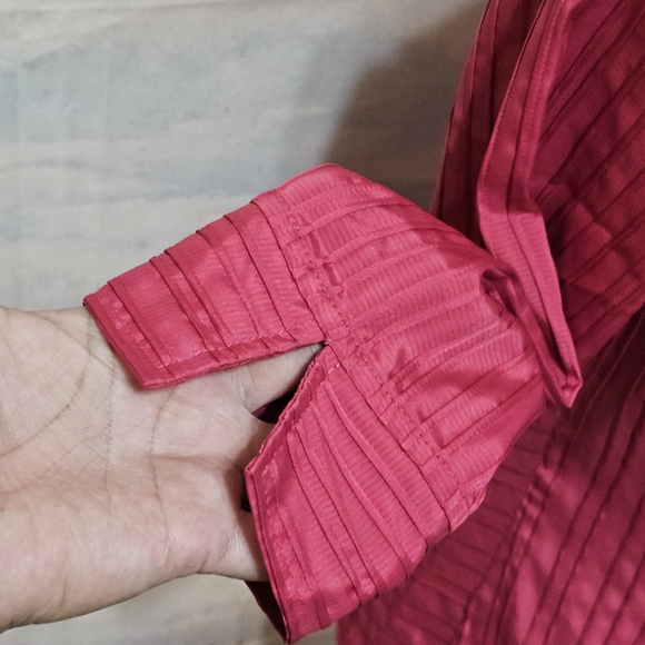 Como petite Fuchsia button down 3/4 sleeve blouse - Picture 6 of 9